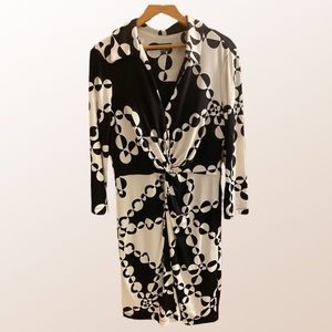 Geometric pattern 3/4 sleeve dress,